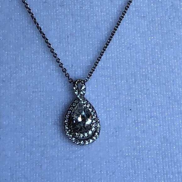 N Hallmark Silver CZ Teardrop Cluster Infinity Necklace - Picture 16 of 16